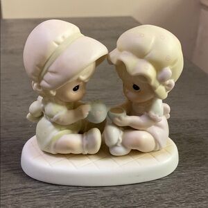 Precious Moments Friendship Vintage Charming Figurine